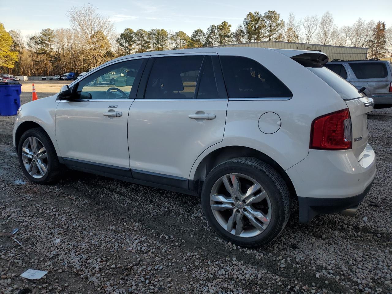 2011 Ford Edge - Image 2