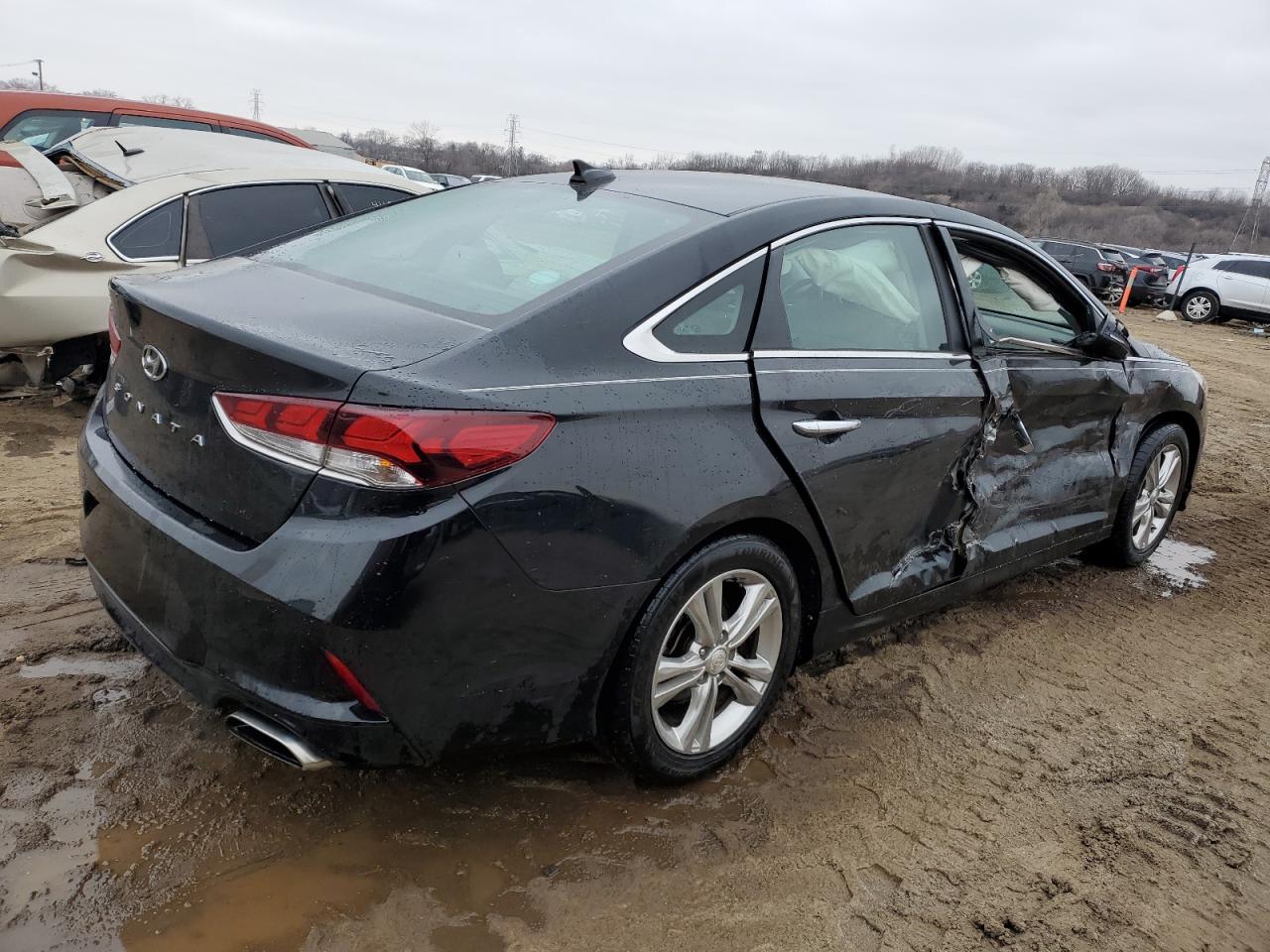 2018 Hyundai Sonata - Image 3