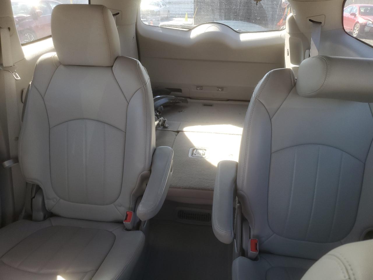 2014 Buick Enclave - Image 10