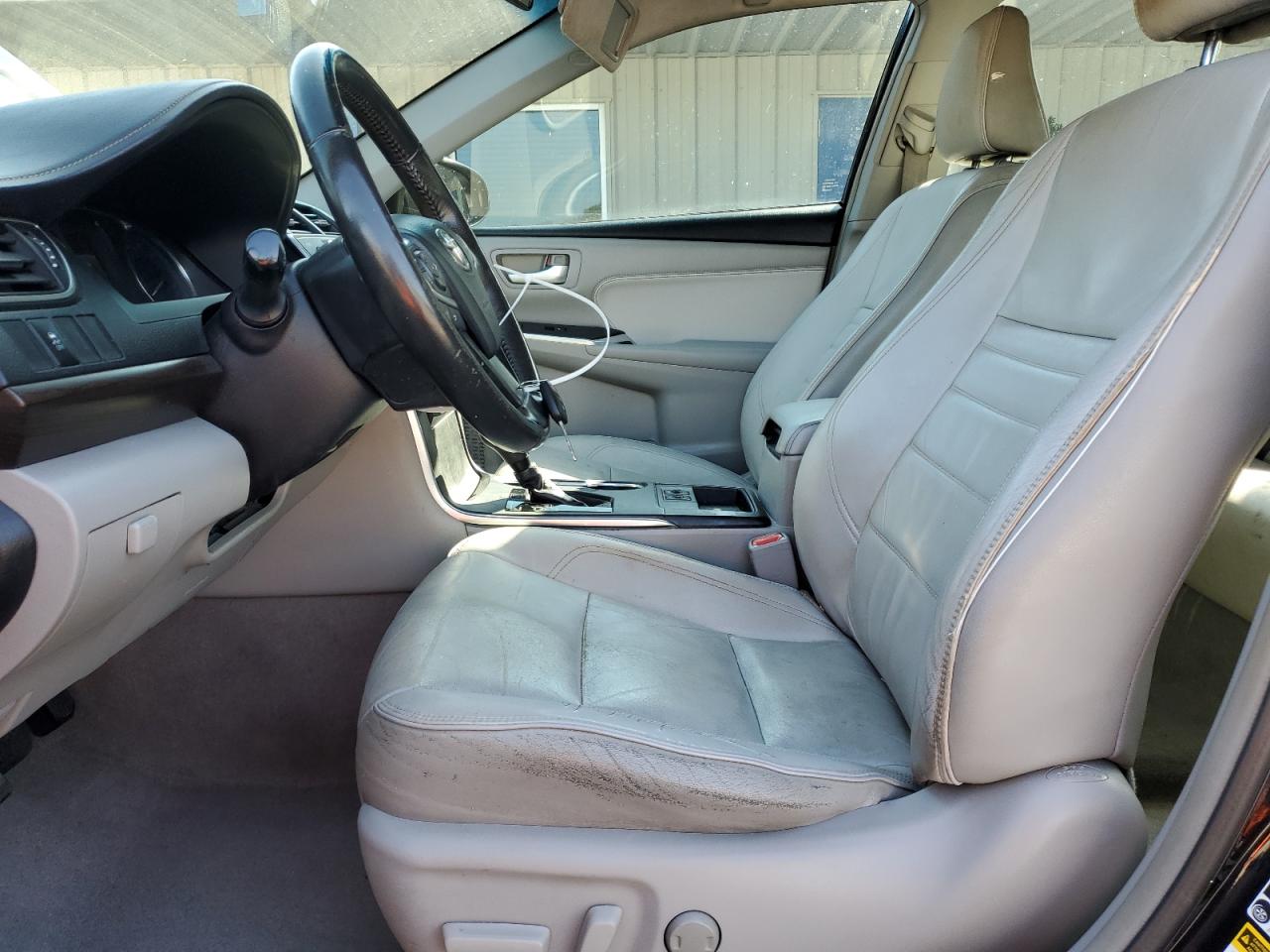 2016 Toyota Camry - Image 7
