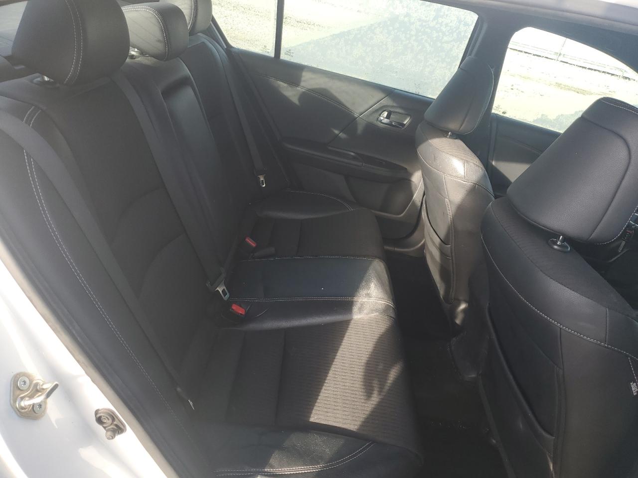 2016 Honda Accord - Image 10