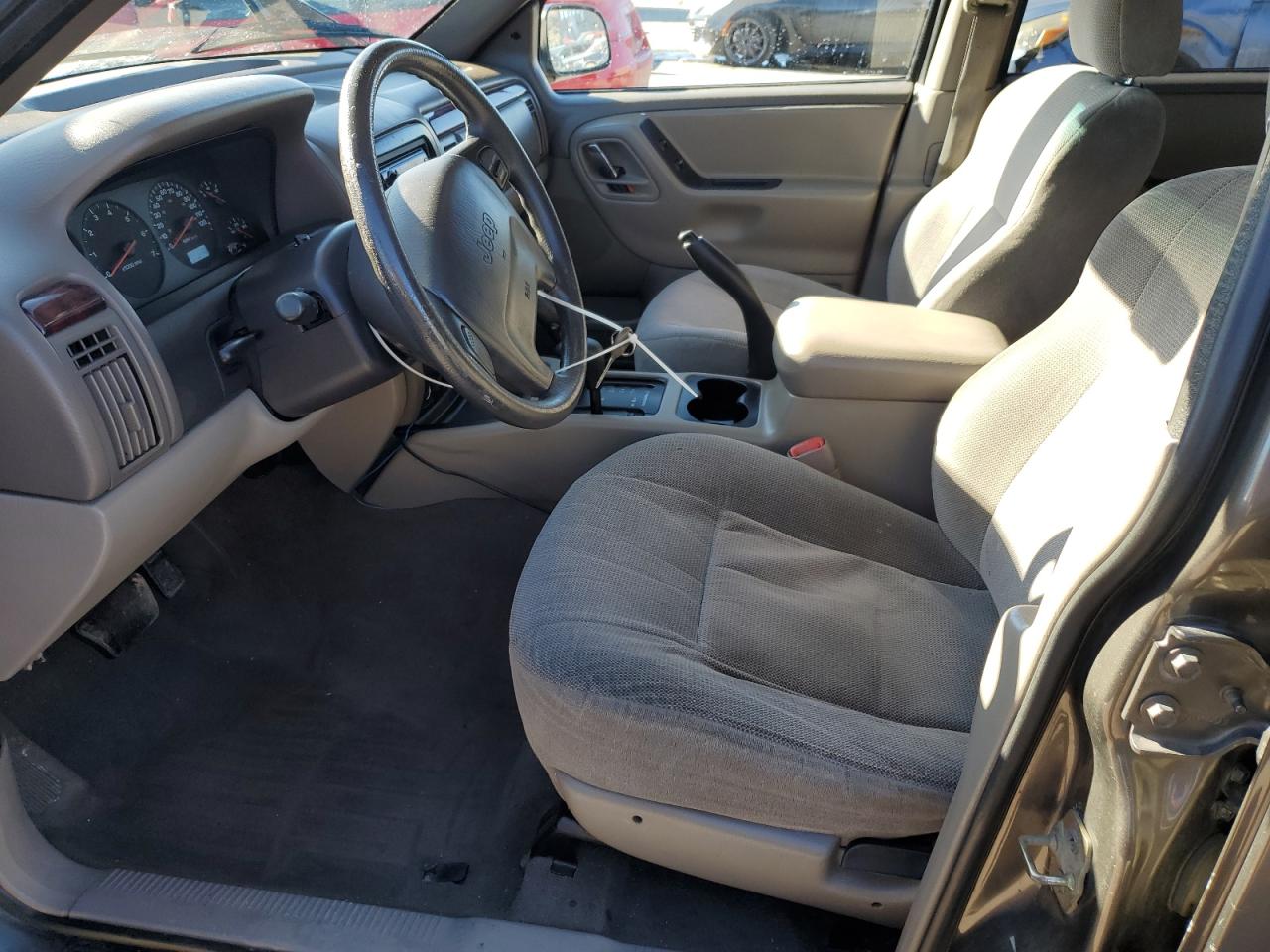 2000 Jeep Grand Cherokee - Image 7