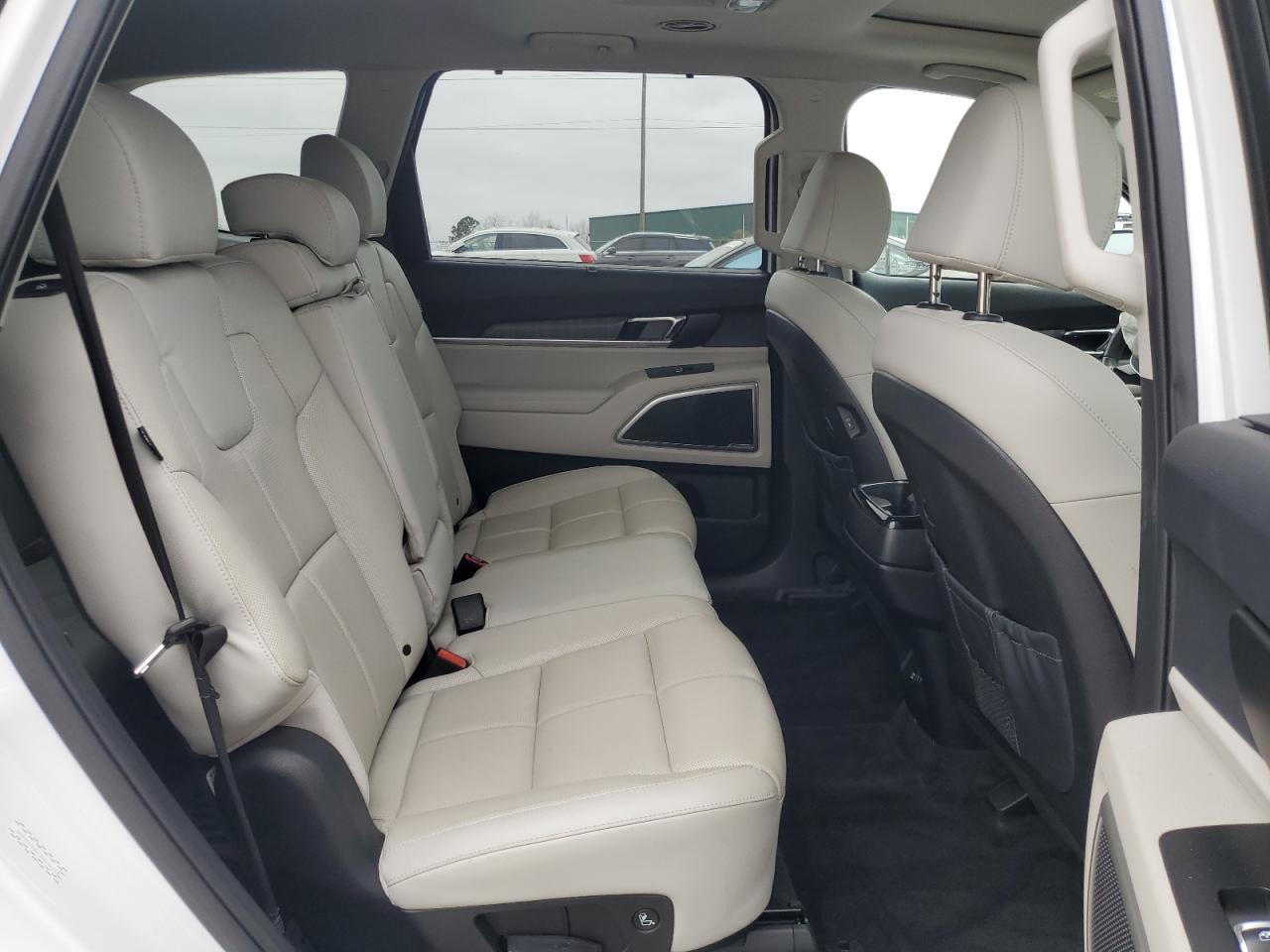 2023 Kia Telluride - Image 11
