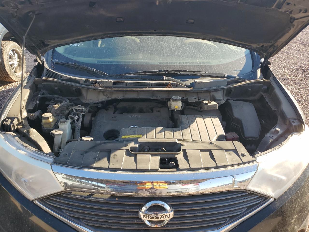 2015 Nissan Quest - Image 12