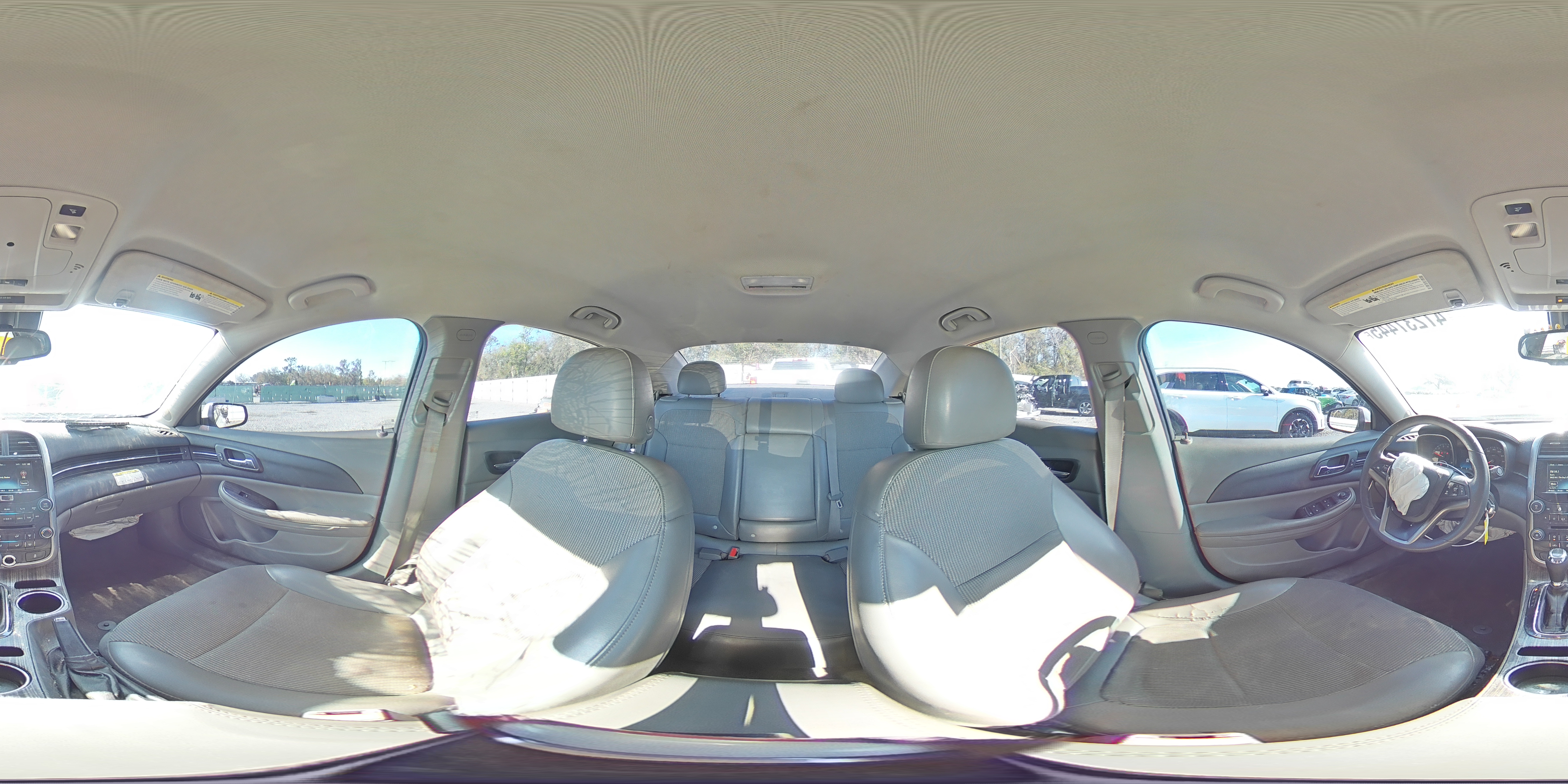 2015 Chevrolet Malibu - Image 13