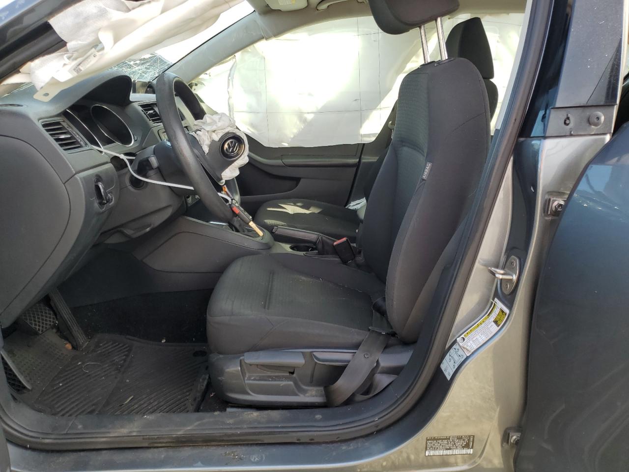 2016 Volkswagen Jetta - Image 7