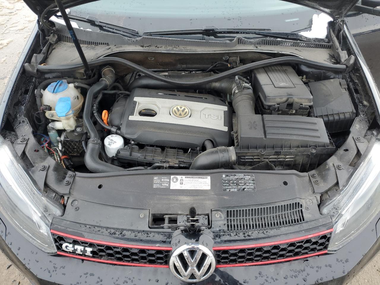 2010 Volkswagen GTI - Image 11