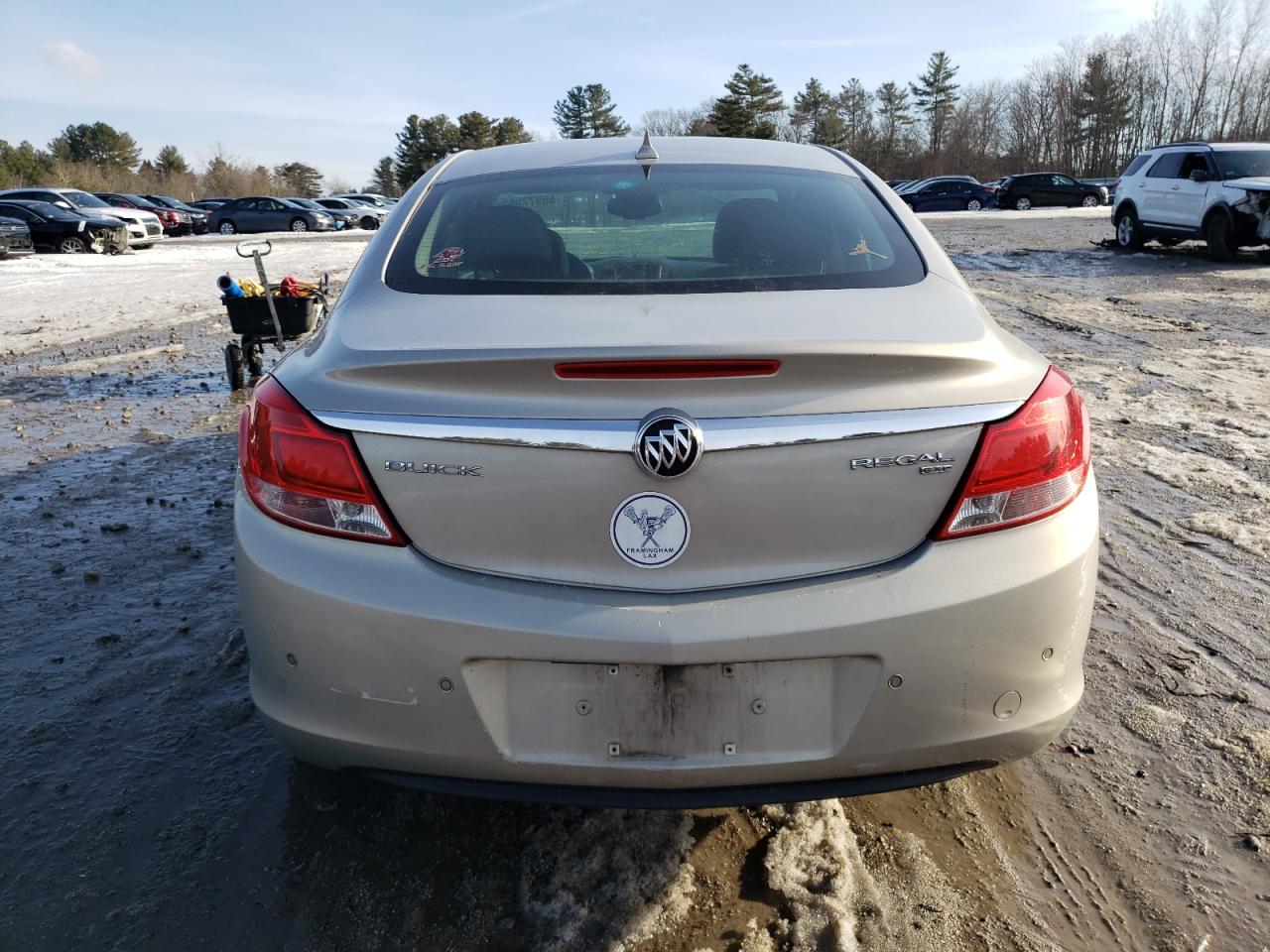 2011 Buick Regal - Image 6