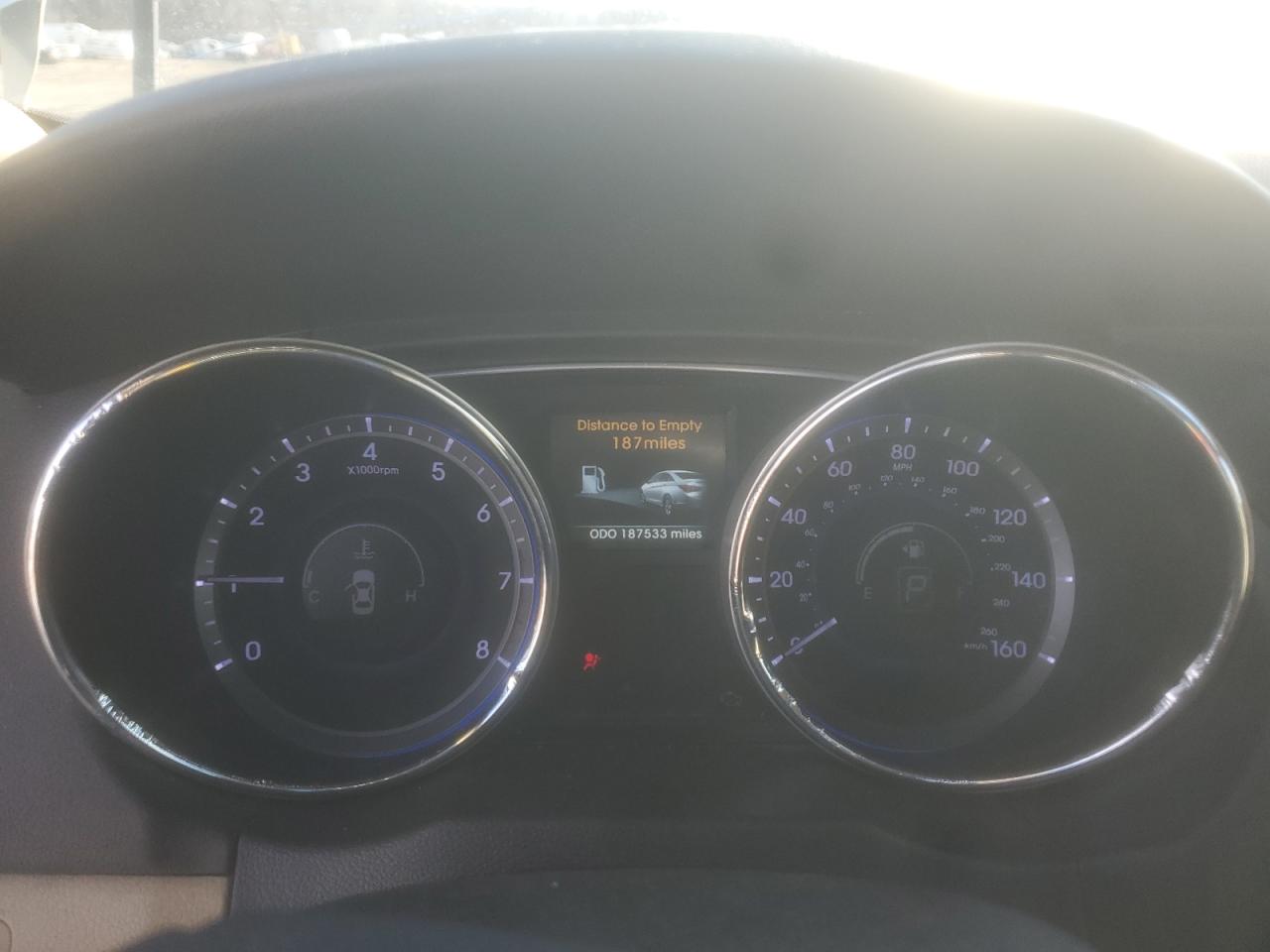 2014 Hyundai Sonata - Image 9