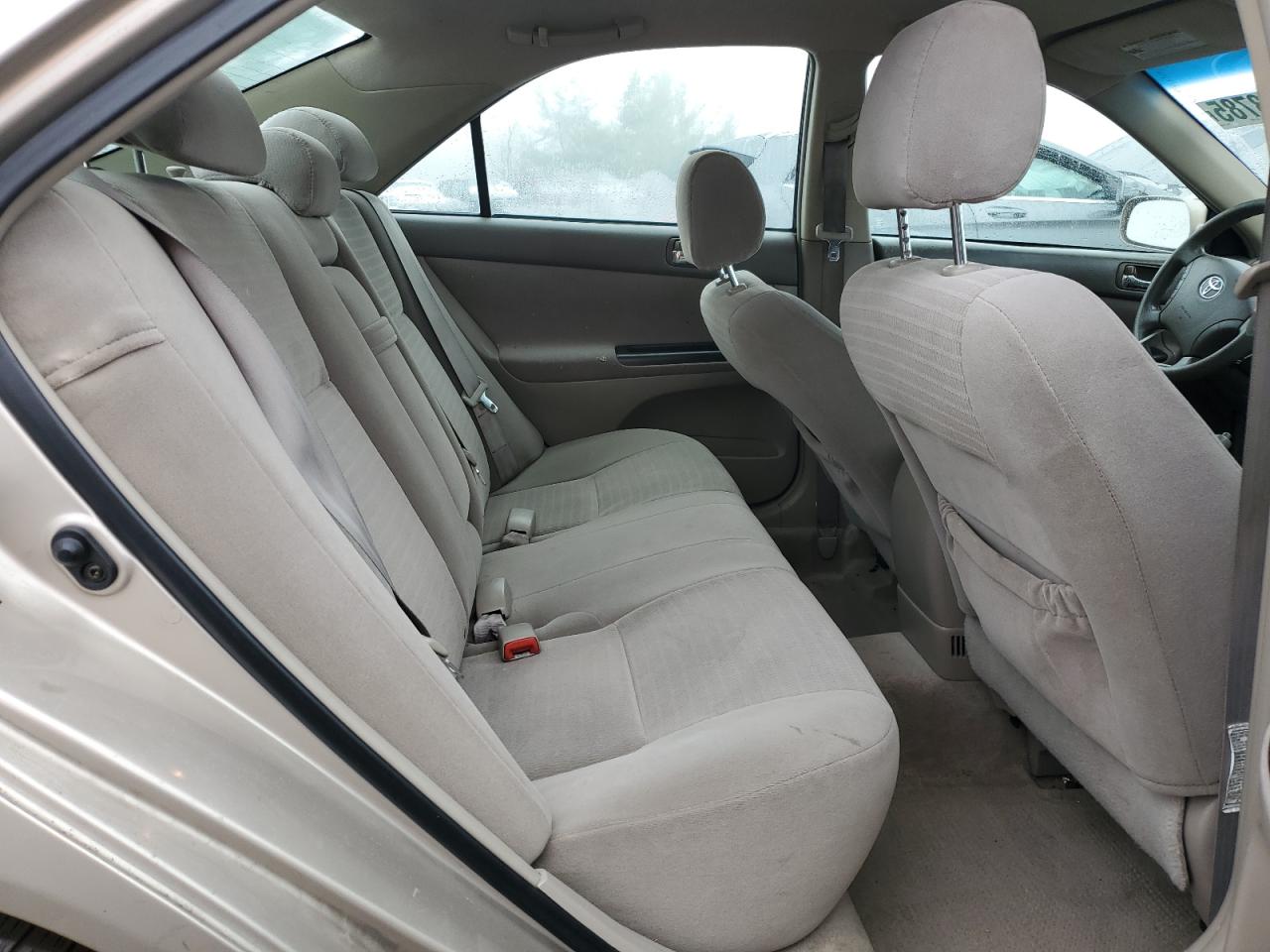 2005 Toyota Camry - Image 10