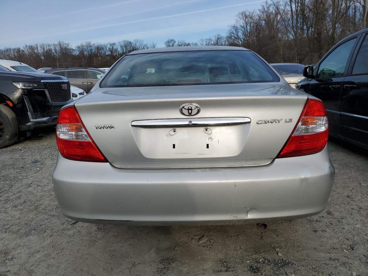2004 Toyota Camry Le VIN: 4T1BE30K64U283768 Lot: 44341245