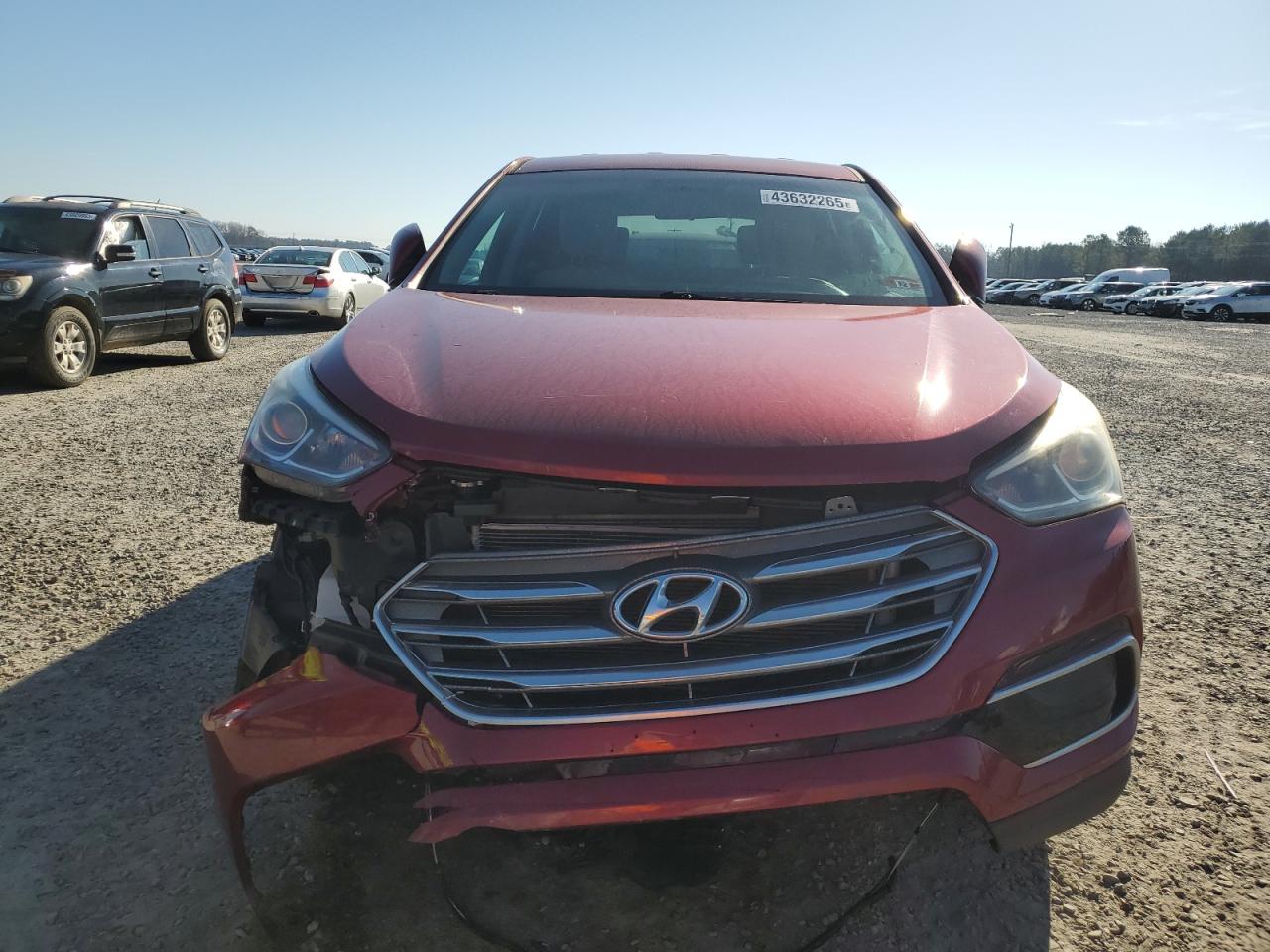 2017 Hyundai Santa Fe - Image 5
