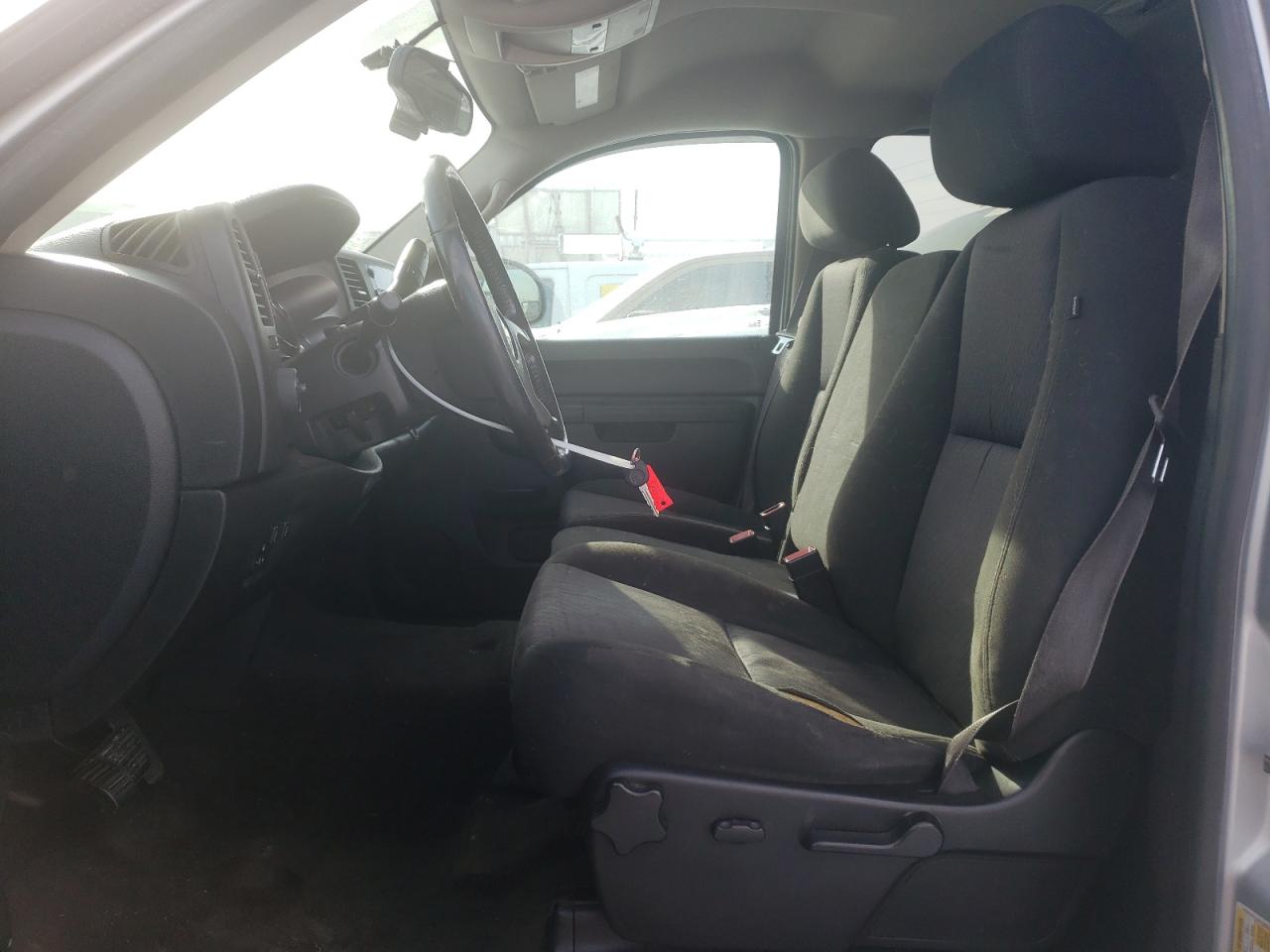 2012 Chevrolet Silverado - Image 7