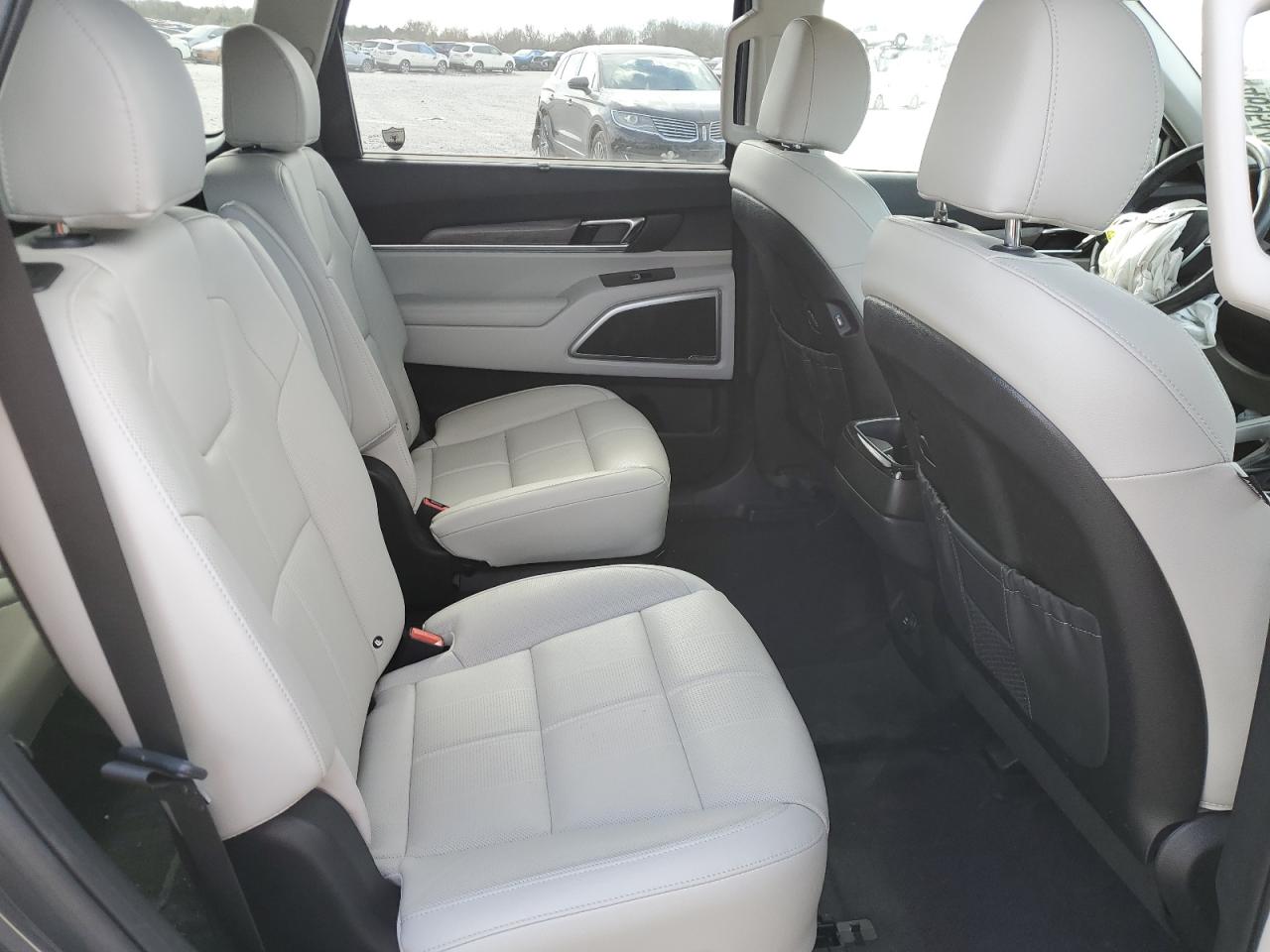 2021 Kia Telluride - Image 10