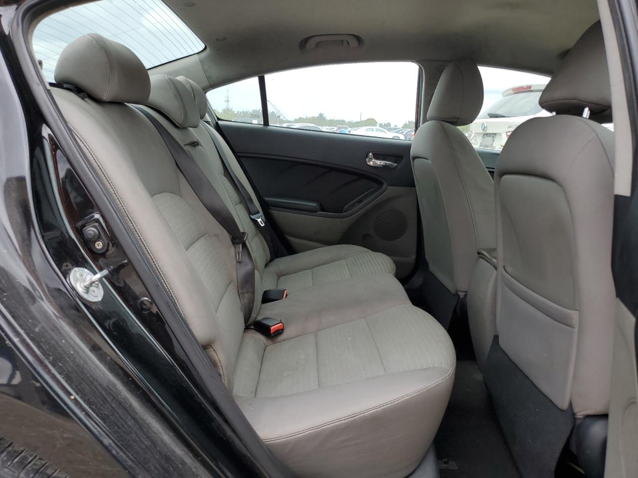 2014 Kia Forte - Image 10