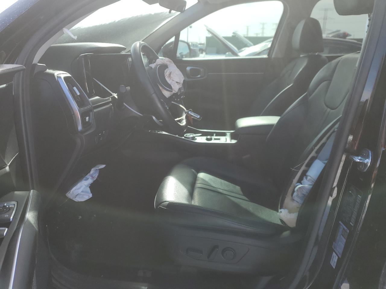 2022 Kia Sorento - Image 7