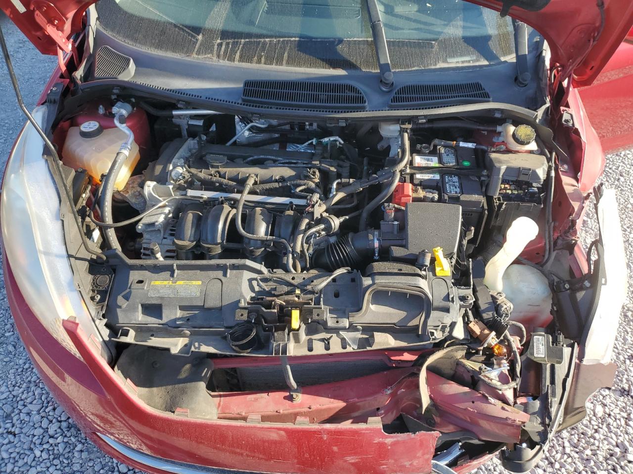 2011 Ford Fiesta - Image 12