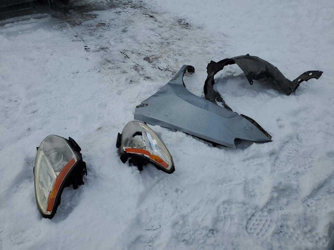 2011 Nissan Rogue S VIN: JN8AS5MV3BW263945 Lot: 43942095