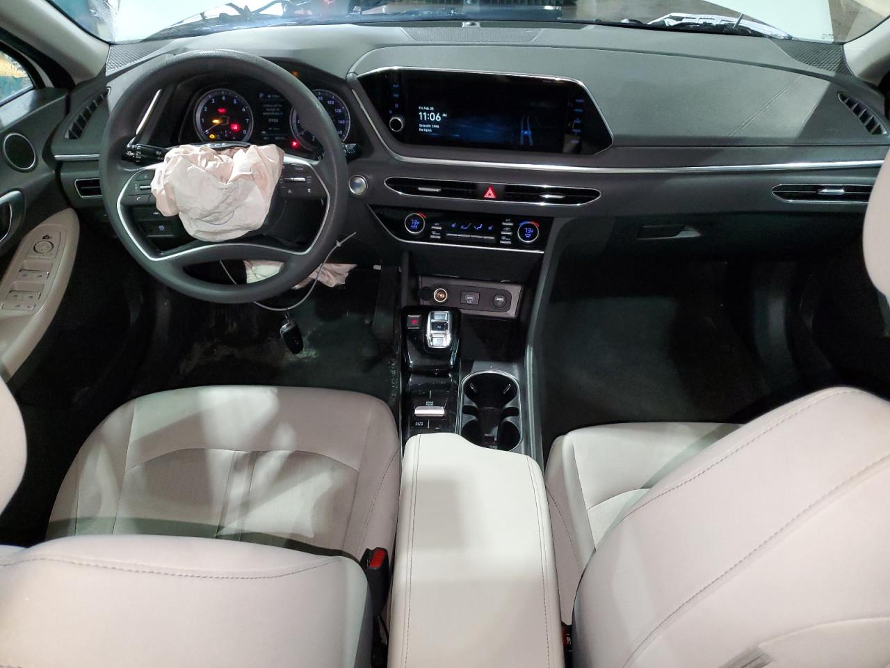 2023 Hyundai Sonata - Image 8