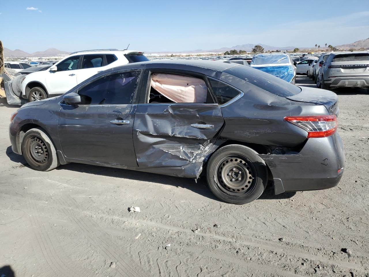 2015 Nissan Sentra - Image 2