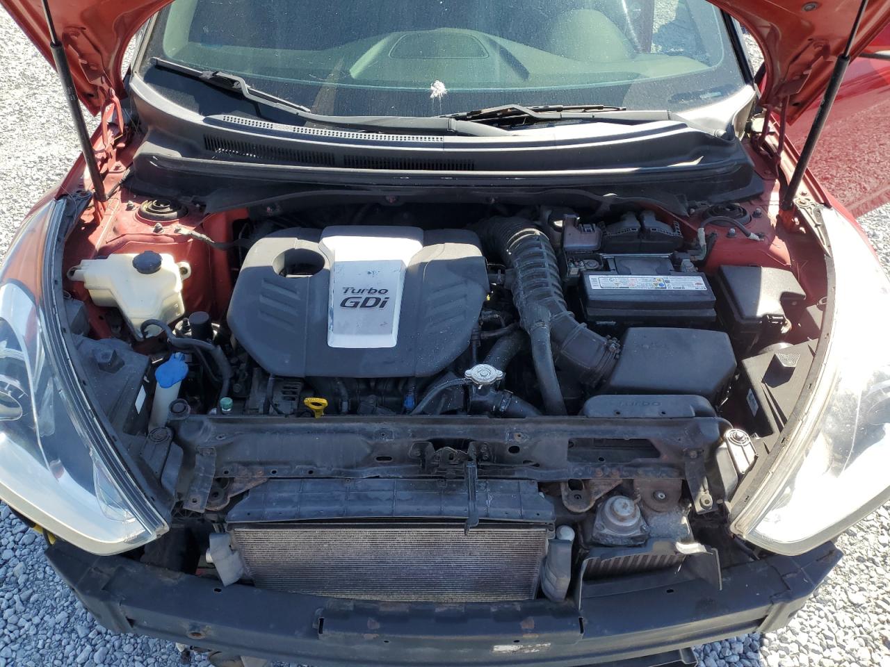 2015 Hyundai Veloster - Image 11