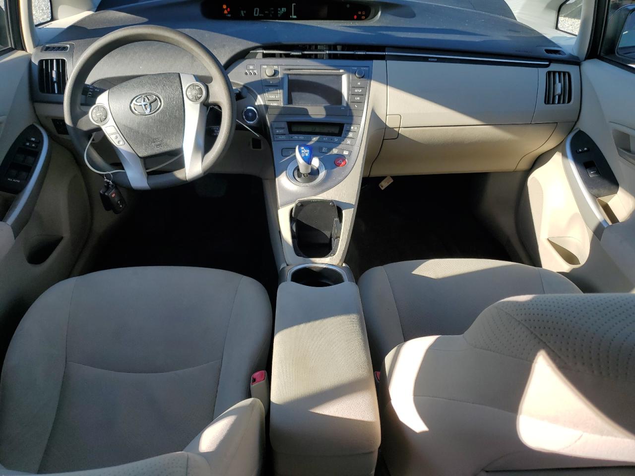 2013 Toyota Prius - Image 8