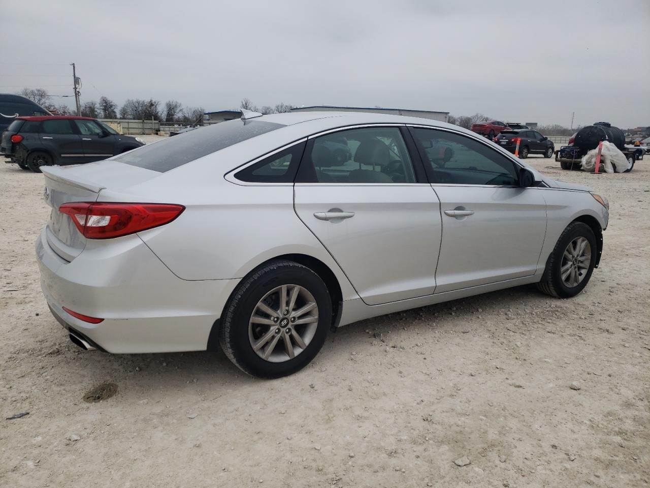 2015 Hyundai Sonata - Image 3