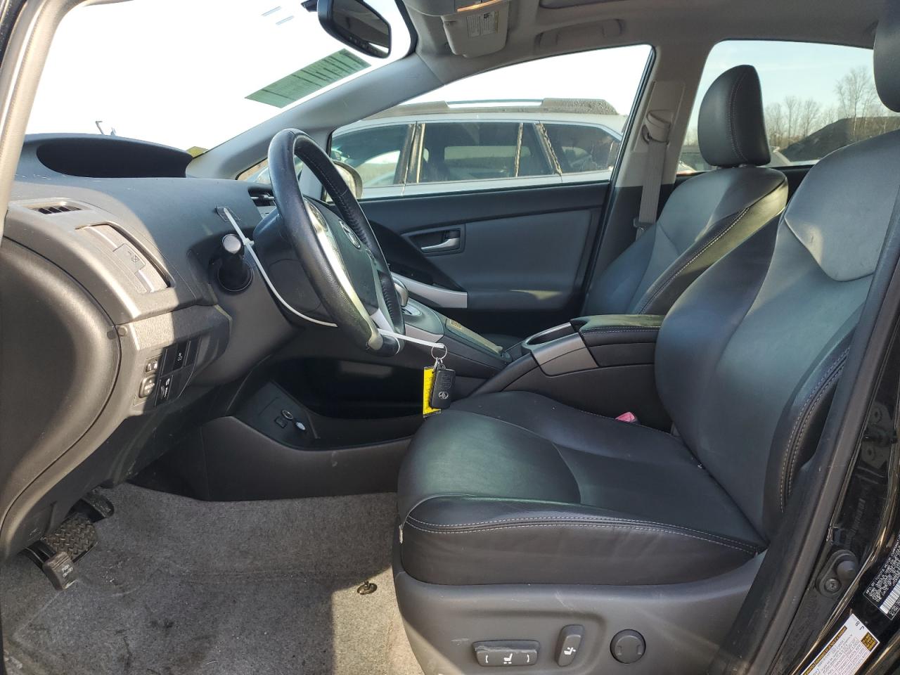 2013 Toyota Prius - Image 7