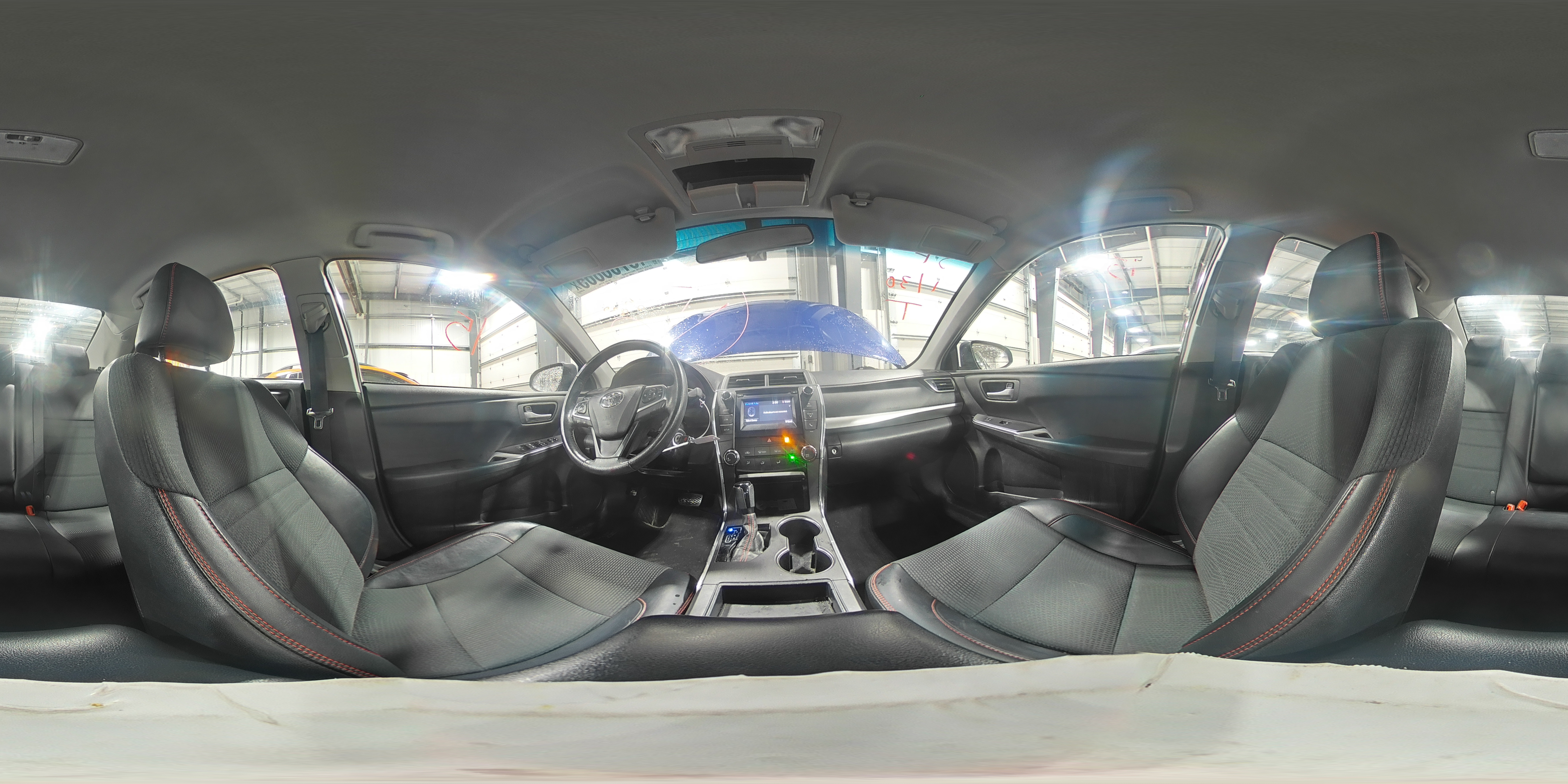 2016 Toyota Camry - Image 14