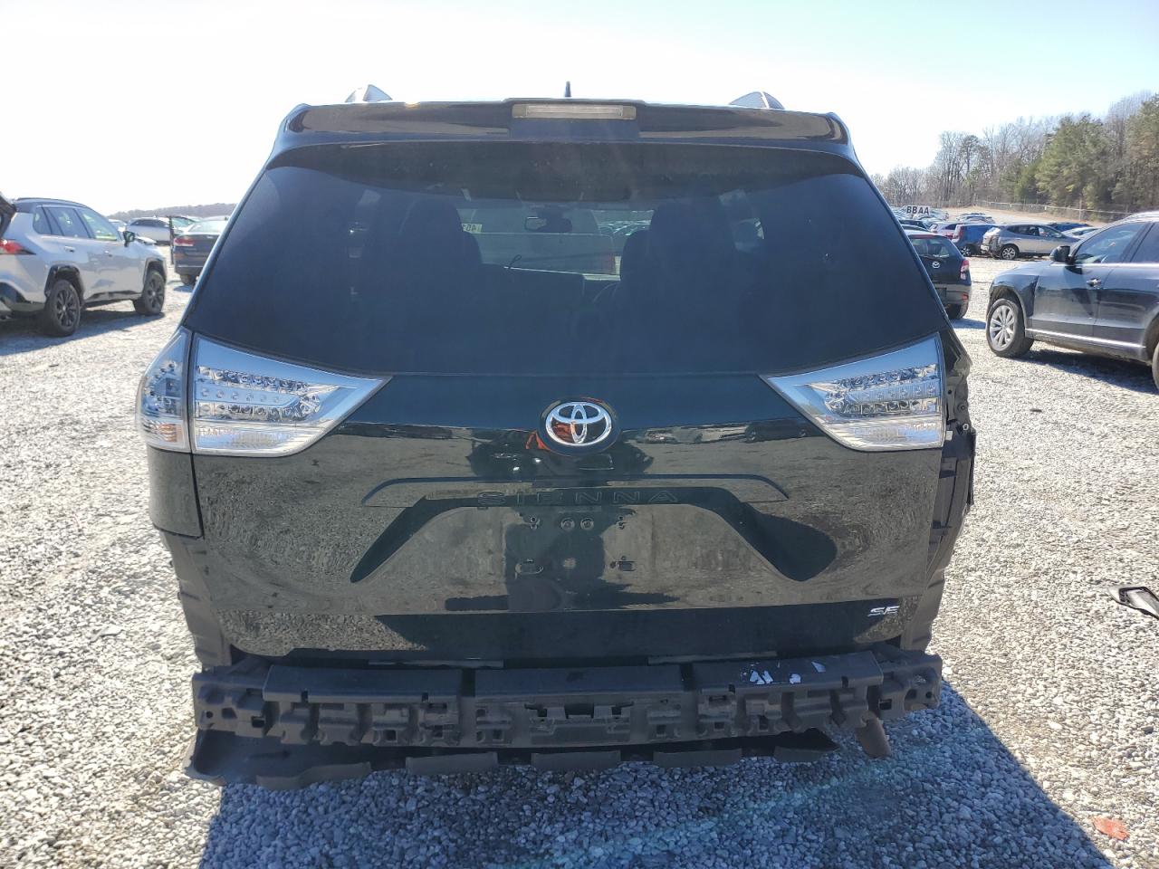 2018 Toyota Sienna - Image 6