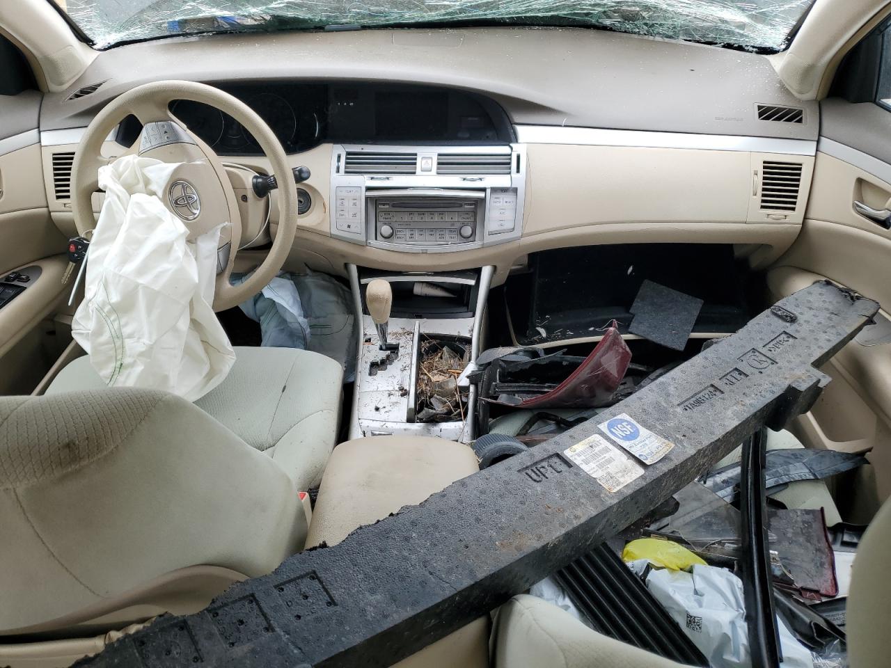 2008 Toyota Avalon - Image 8