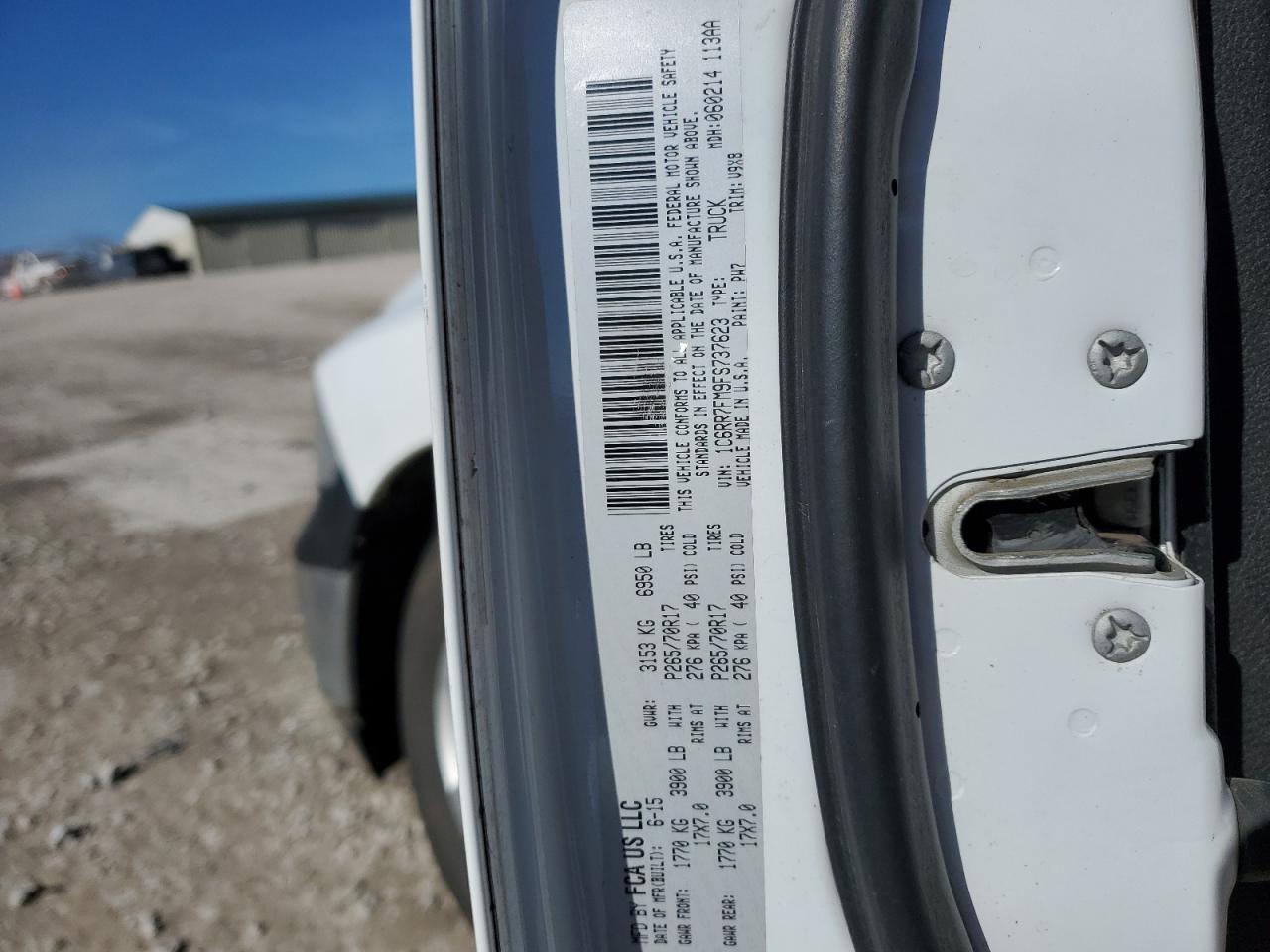 2015 RAM 1500 - Image 12
