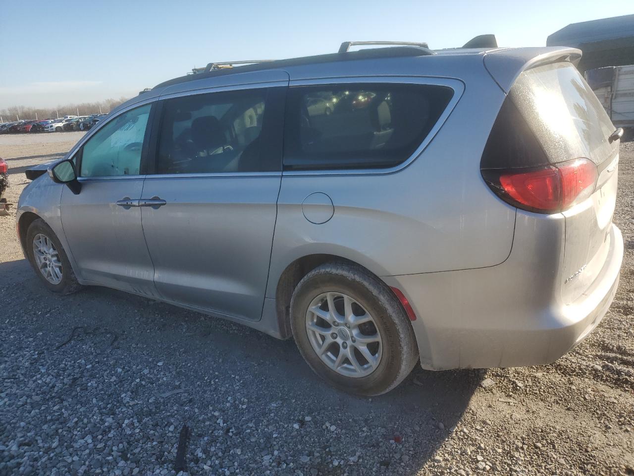2021 Chrysler Voyager - Image 2