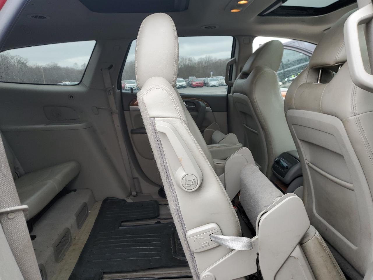 2012 Buick Enclave - Image 11