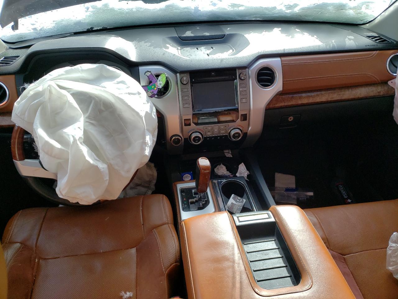 2015 Toyota Tundra - Image 8