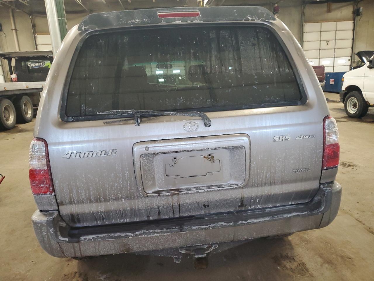 2002 Toyota 4Runner - Image 6