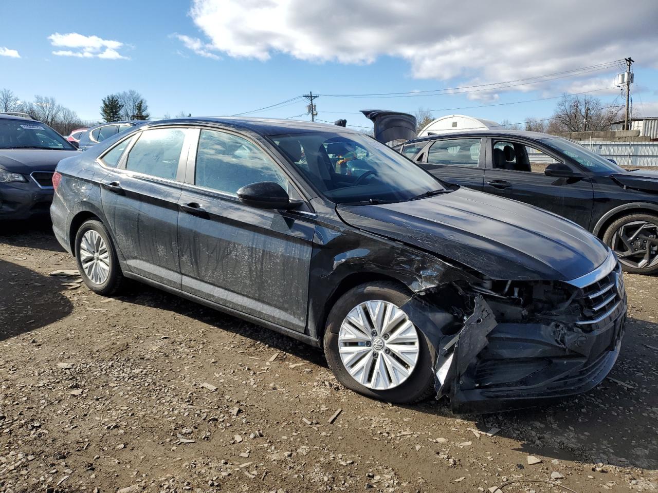 2019 Volkswagen Jetta - Image 4