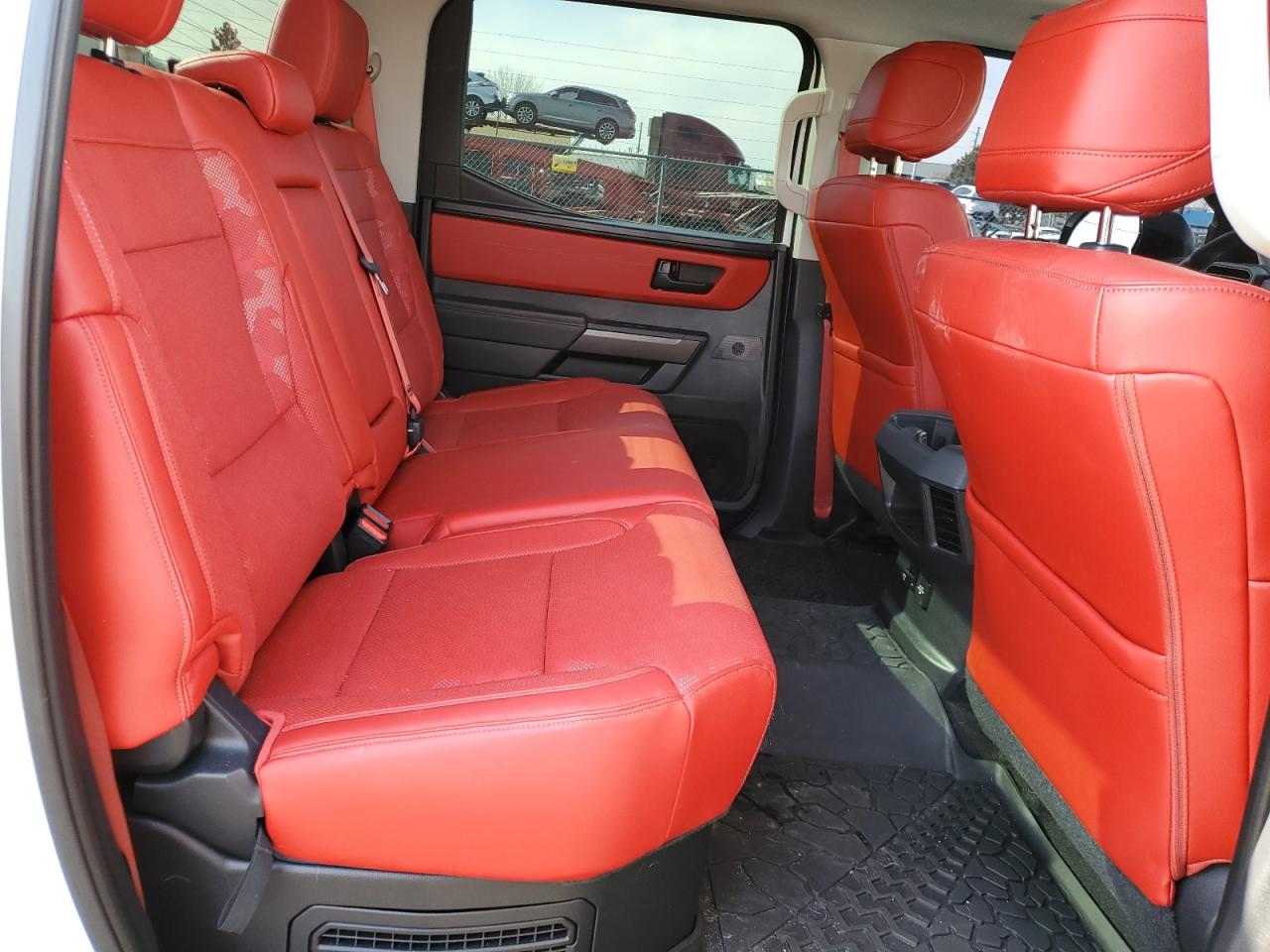 2022 Toyota Tundra - Image 10