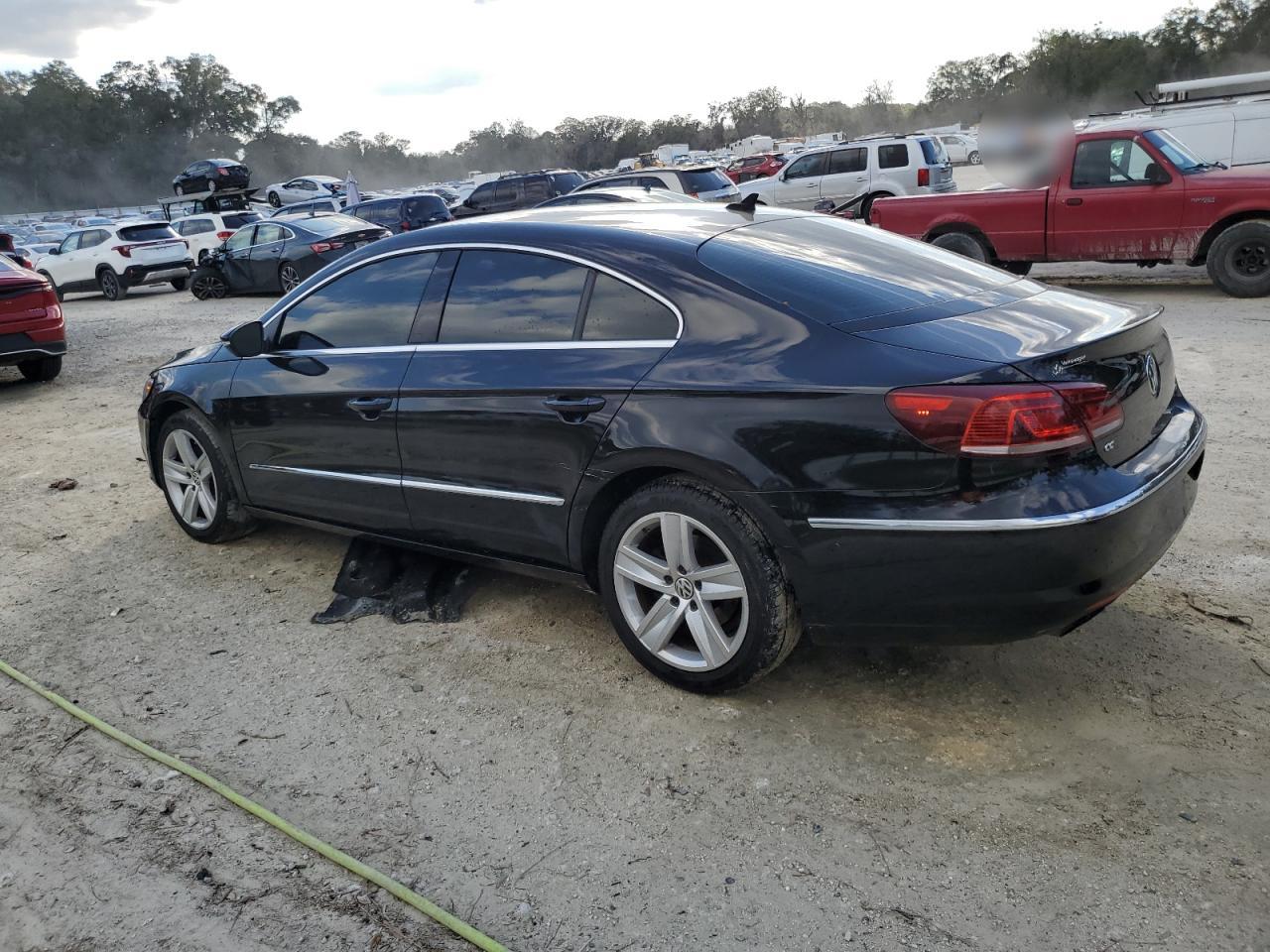 2016 Volkswagen Passat CC - Image 2