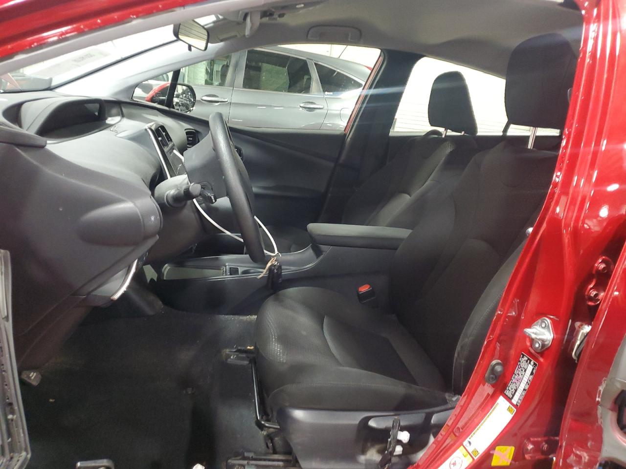 2019 Toyota Prius - Image 7