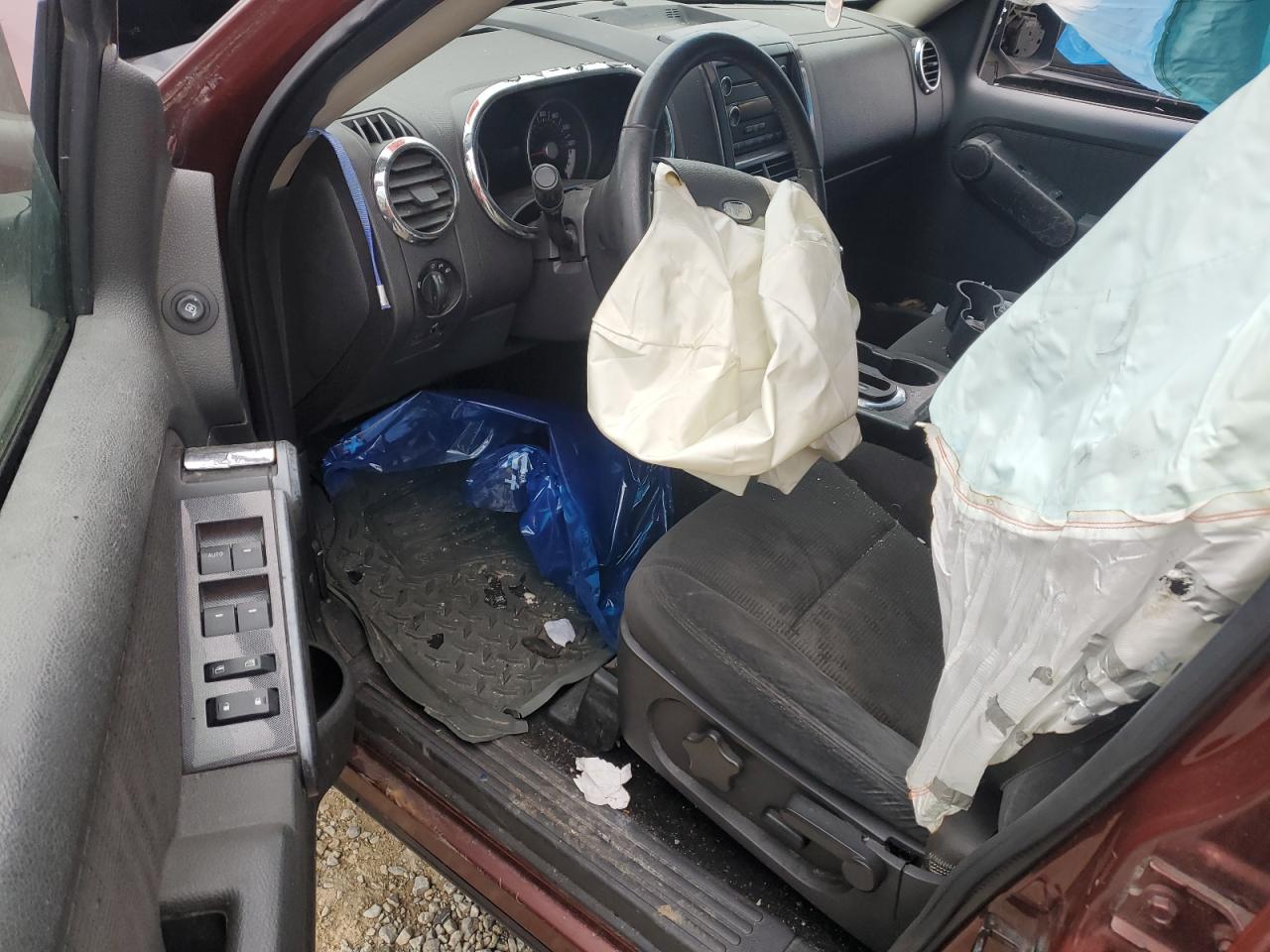 2009 Ford Explorer - Image 8