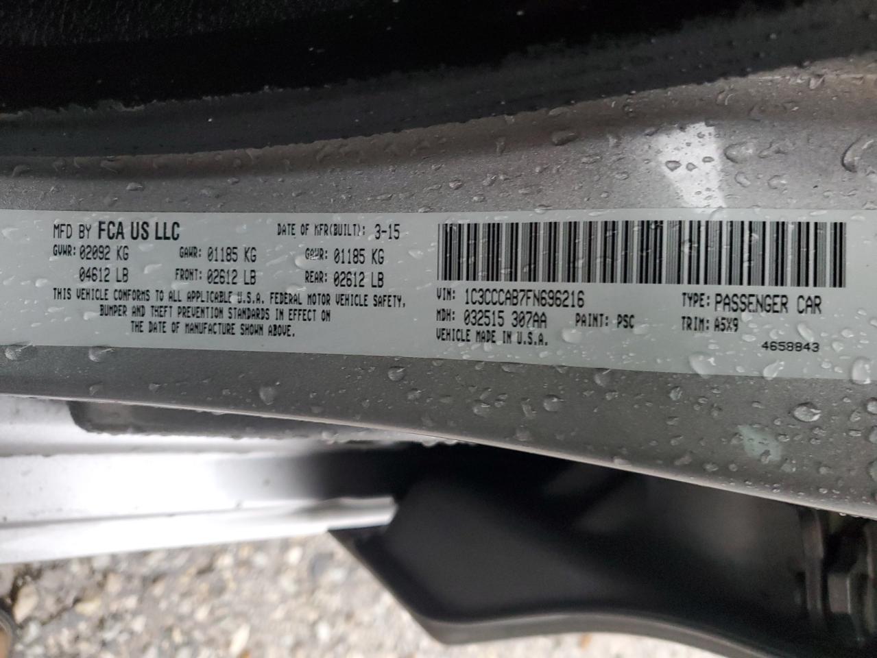 2015 Chrysler 200 - Image 14