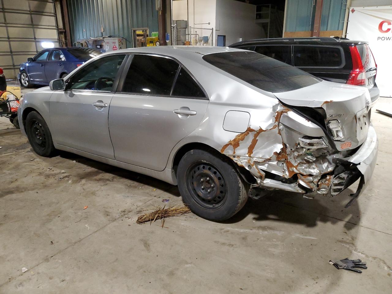 2010 Toyota Camry - Image 2