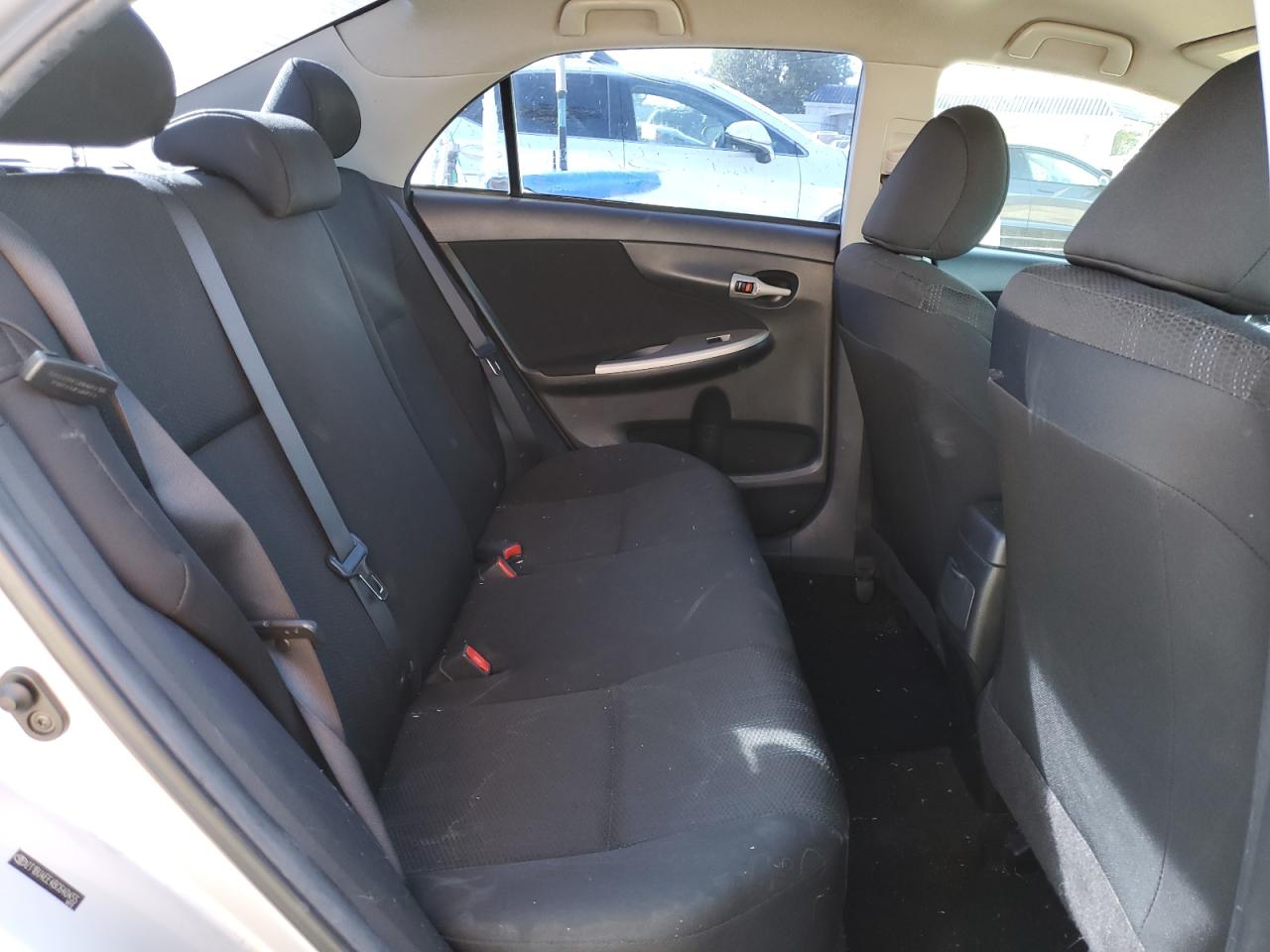 2011 Toyota Corolla - Image 10
