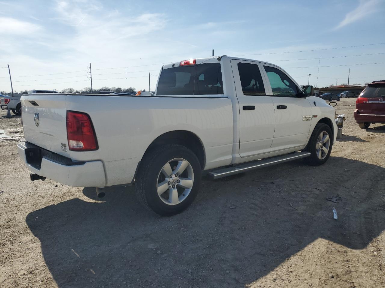 2015 RAM 1500 - Image 3