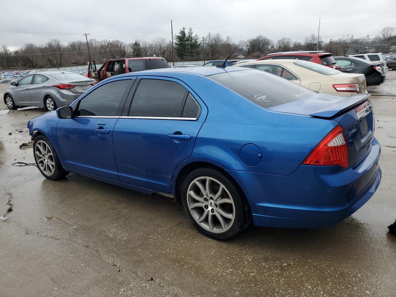 2012 Ford Fusion - Image 2