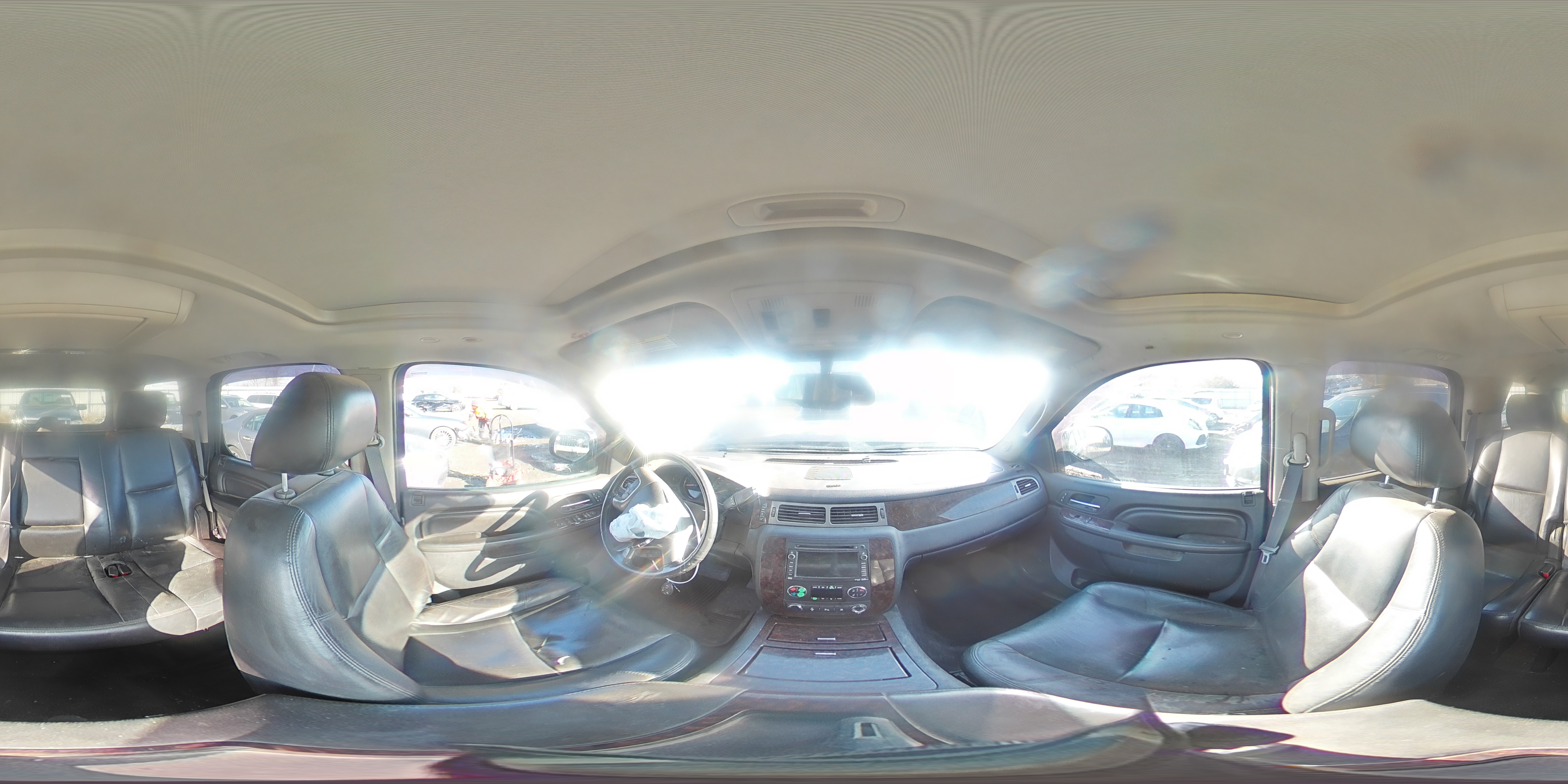 2011 GMC Yukon - Image 13