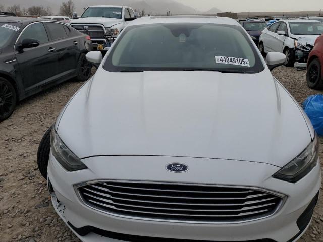  FORD FUSION 2019 Белы