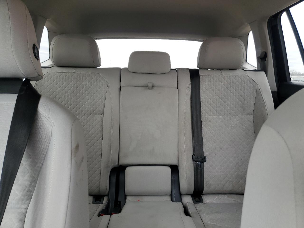 2019 Volkswagen Tiguan - Image 10