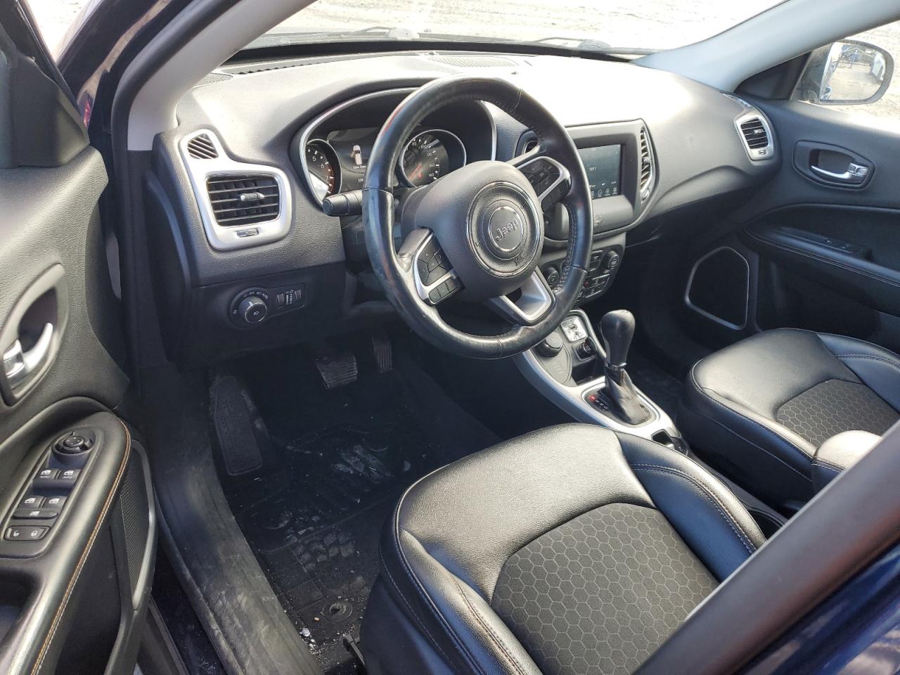 2018 Jeep Compass - Image 8